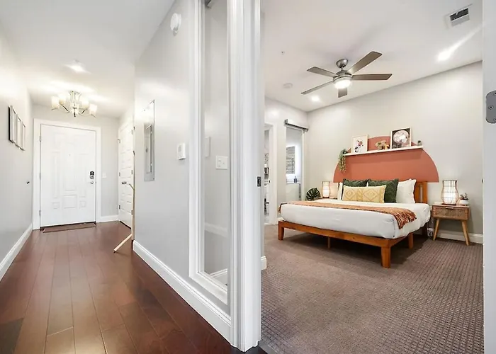 Appartement Hostwise - The Washington At Chatham - Free Parking, Private Gym, More!