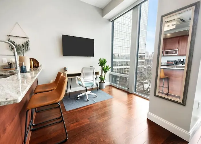 Hostwise - The Washington At Chatham - Free Parking, Private Gym, More!