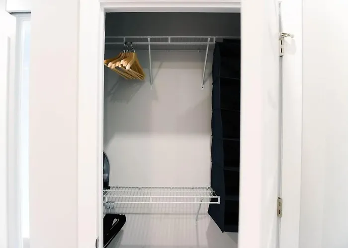Hostwise - The Washington At Chatham - Free Parking, Private Gym, More! * Pittsburgh